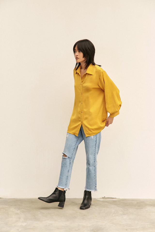 5 kiểu sơ mi oversized của xu hướng h&egrave; 2019 m&agrave; bạn phải sở hữu - Ảnh 2.