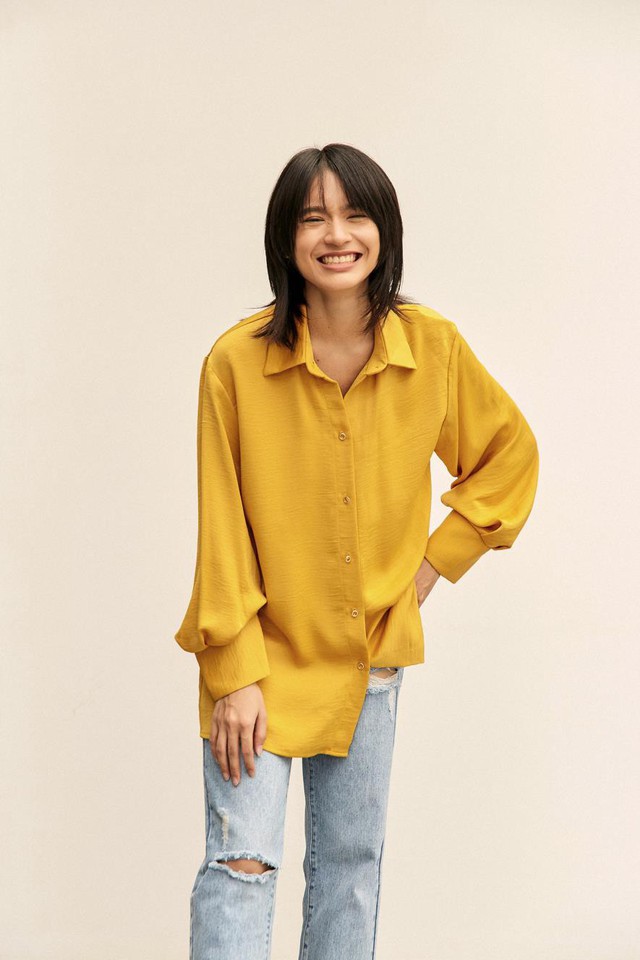 5 kiểu sơ mi oversized của xu hướng h&egrave; 2019 m&agrave; bạn phải sở hữu - Ảnh 1.