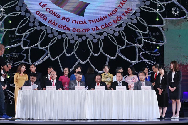 HDBank và Saigon Co.op ký kết Hợp tác toàn diện - Ảnh 2.