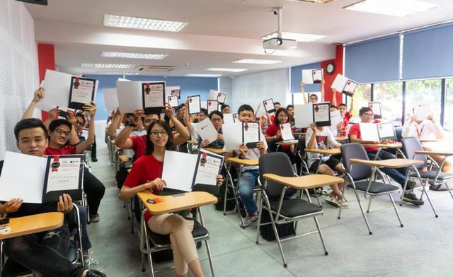 Trở th&agrave;nh kỹ sư c&ocirc;ng nghệ chỉ trong 2,5 năm - Ảnh 2.