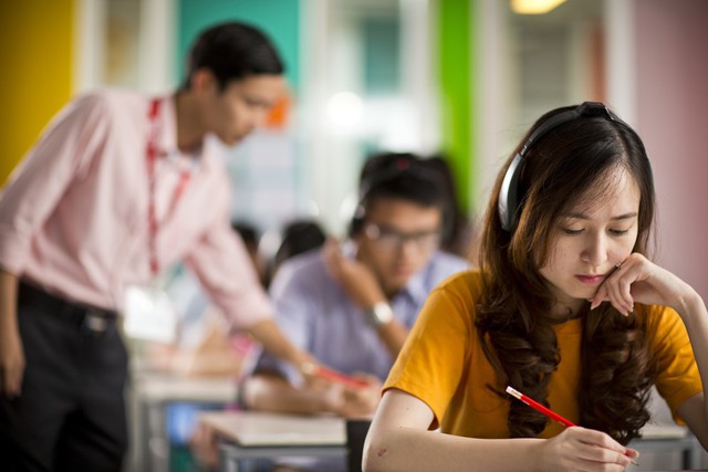 Giải đ&aacute;p top &ldquo;tin đồn&rdquo; về kỳ thi IELTS tại Việt Nam - Ảnh 3.