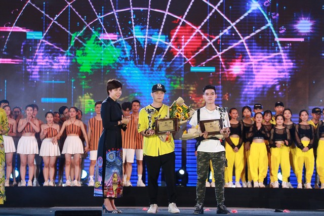 Hành trình về đích của quán quân cuộc thi Flashmob 2019 - “Sóng tuổi trẻ” - Ảnh 9.
