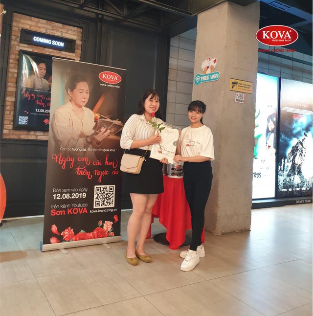 Xúc động với teaser Ngày con cài hoa trên ngực áo nhân ngày Vu Lan - Ảnh 4.