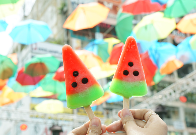 Kh&ocirc;ng chỉ đ&aacute;nh tan oi n&oacute;ng, đ&acirc;y c&ograve;n l&agrave; c&ocirc;ng cụ sống ảo đang hot rần rần - Ảnh 5.
