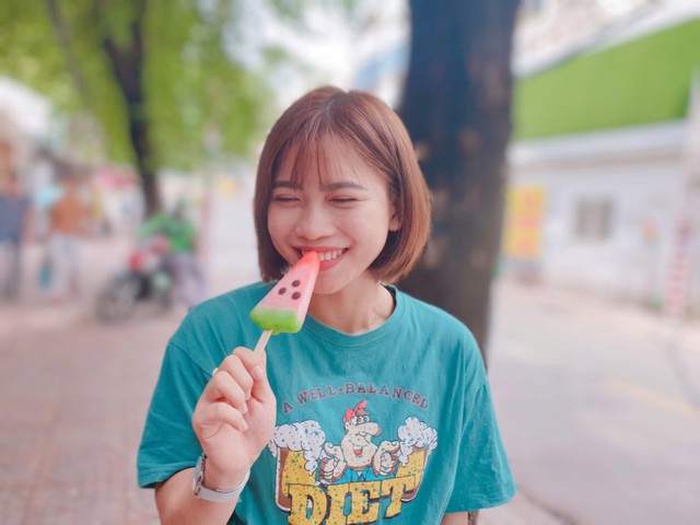 Kh&ocirc;ng chỉ đ&aacute;nh tan oi n&oacute;ng, đ&acirc;y c&ograve;n l&agrave; c&ocirc;ng cụ sống ảo đang hot rần rần - Ảnh 8.
