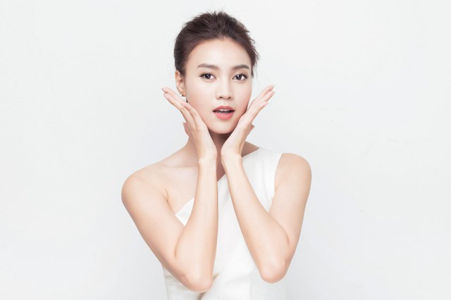 Bận rộn, không có nhiều thời gian chăm sóc da, thì phải bổ sung ngay sản phẩm dưỡng da trong tủ! - Ảnh 1.