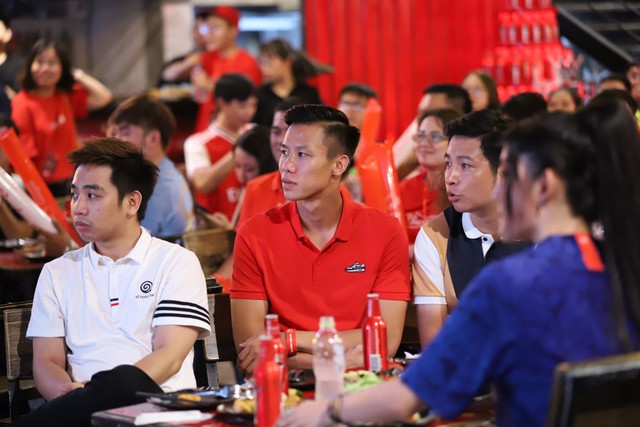 Liên Bỉnh Phát, Quế Ngọc Hải cùng fans bóng đá Việt tưng bừng đón nhận loạt quyền lợi “khủng” - Ảnh 2.