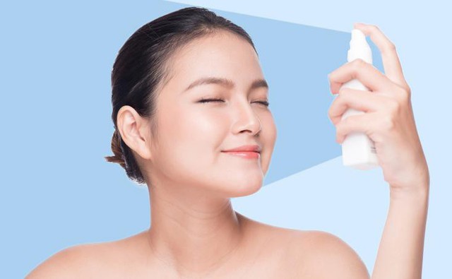 Xịt khoáng: Vật bất ly thân cho chị em nếu muốn có làn da mượt mà xinh xẻo - Ảnh 2.