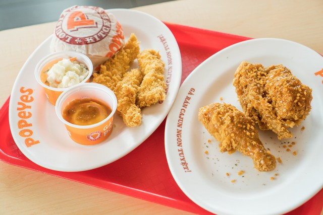 Công thức “4 chuẩn” làm nên món gà rán vạn người mê của Popeyes - Ảnh 3.