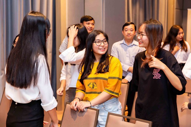 ICAEW tổ chức hội thảo chuyên môn cho học viên với chủ đề Tương lai của tiền tệ và ngành kiểm toán - Ảnh 2.