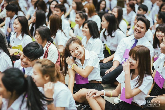 “Nhìn người ta sung sướng”, câu chuyện của sinh viên Việt Nam và sinh viên nước bạn - Ảnh 2.