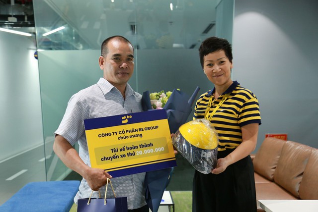Từ chuyến xe thứ 20 triệu, nh&igrave;n lại h&agrave;nh tr&igrave;nh của &ldquo;những ch&uacute; ong v&agrave;ng&rdquo; tr&ecirc;n thị trường ứng dụng gọi xe - Ảnh 1.