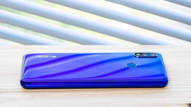 Top 3 smartphone dưới 7 triệu hot trong hè này: vivo S1, Galaxy A50 và Realme 3 Pro - Ảnh 4.