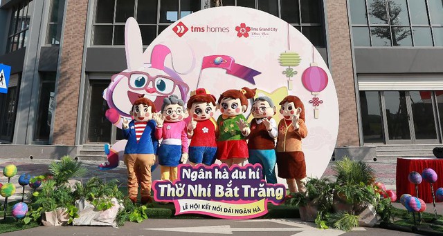 Hết m&igrave;nh với lễ hội Trung thu độc đ&aacute;o tại Ph&uacute;c Y&ecirc;n - Ảnh 1.