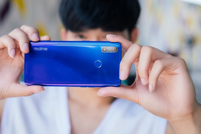 Thử tài làm reviewer nhận ngay smartphone 4 camera mới nhất từ Realme - Ảnh 1.