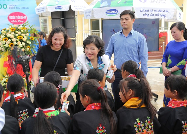 Quỹ sữa Vươn Cao Việt Nam: Để mọi trẻ em đều được uống sữa mỗi ngày - Ảnh 4.