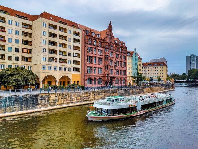 Mùa thu thủ đô Berlin hiện lên đầy rực rỡ qua bốn góc ảnh tuyệt đẹp của OPPO A9 2020 - Ảnh 11.