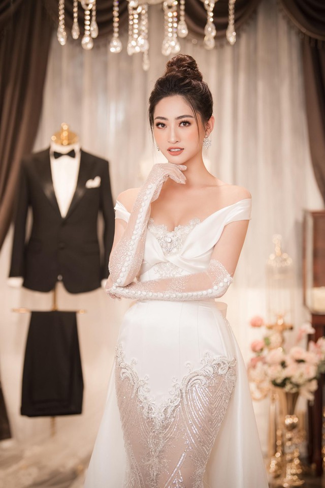 Cận cảnh chiếc váy cưới đính kim cương 18 carat của Hoa hậu Lương Thùy Linh - Ảnh 8.
