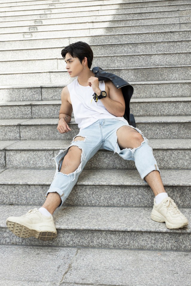 Đọ thần th&aacute;i cool ngầu, Jun Phạm, Hana Giang Anh, Uy&ecirc;n Pu, Thảo Trang v&agrave; Con Thỏ khiến fan th&iacute;ch th&uacute; trong video mới - Ảnh 3.