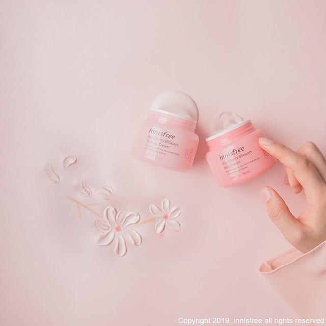 innisfree mang tinh t&uacute;y từ hoa anh đ&agrave;o Jeju l&ecirc;n d&ograve;ng sản phẩm dưỡng trắng da mới toanh - Ảnh 6.