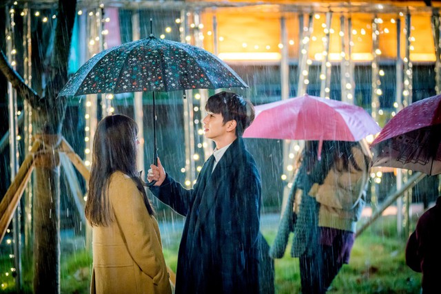 “Em trai quốc dân” Yoo Seung Ho đẹp “rụng tim” trong phim Tôi không phải robot - Ảnh 1.