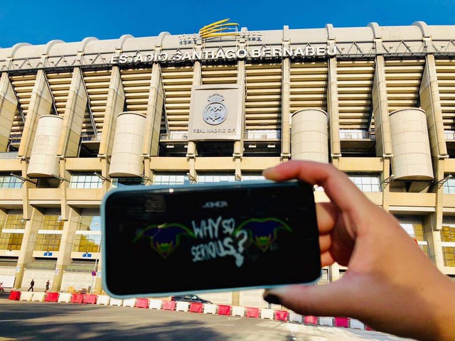 Check-in khắp thế giới với biểu tượng &ldquo;Why so serious&rdquo;, chuyện g&igrave; đang xảy ra? - Ảnh 5.