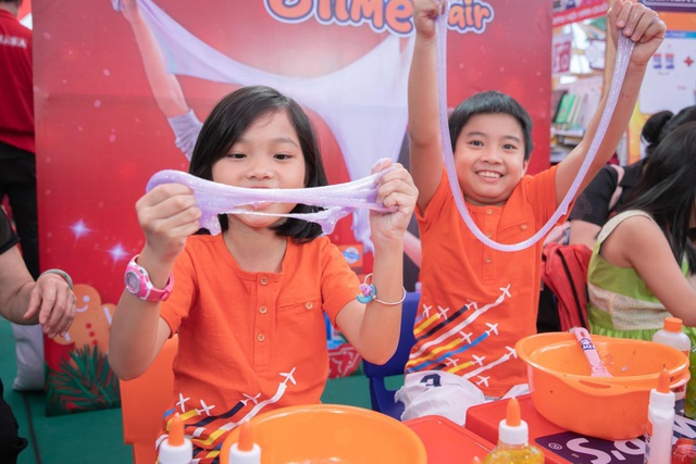 Elmers chính thức về Việt Nam: Bố mẹ an tâm cho trẻ chơi slime với những sản phẩm đạt chuẩn quốc tế - Ảnh 3.
