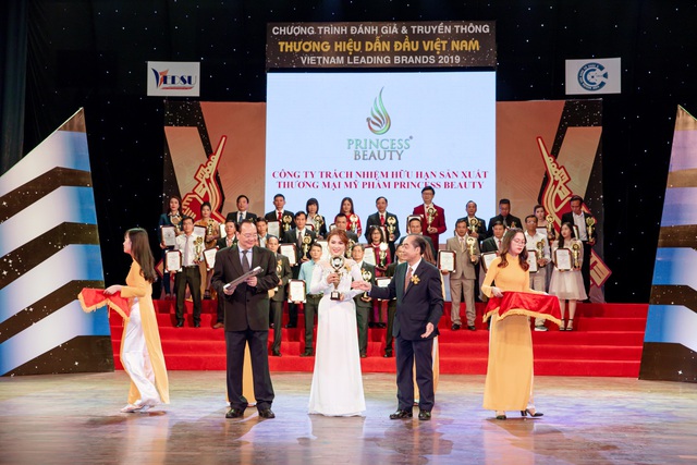Princess Beauty - Hành trình 7 năm đi tìm chỗ đứng lí tưởng trên thị trường mỹ phẩm Việt - Ảnh 4. Princess Beauty - Hành trình 7 năm đi tìm chỗ đứng lí tưởng trên thị trường mỹ phẩm Việt - Ảnh 4.