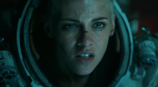 Đả nữ Kristen Stewart đập tan định kiến diễn đơ với vai diễn siêu ngầu trong bom tấn kinh dị - viễn tưởng Kẻ săn mồi đáy biển - Ảnh 9.