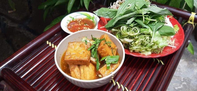 Top 5 nhà hàng mở cửa xuyên Tết ở Sài Gòn - Ảnh 10.