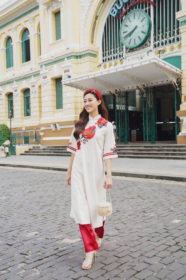 Hoa hậu Lương Thùy Linh tiết lộ xu hướng áo dài Tết dự sẽ “cháy hàng” năm nay - Ảnh 3.