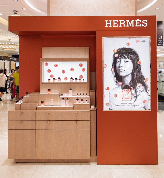 Hermès mở gian hàng mỹ phẩm đầu tiên tại TTTM Takashimaya, Sài Gòn - Ảnh 2.
