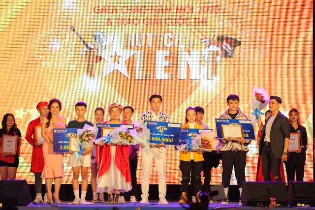 Qu&aacute;n qu&acirc;n HUTECH&rsquo;s Talent 2020 xuất sắc kể chuyện trầm cảm bằng vũ đạo - Ảnh 7.