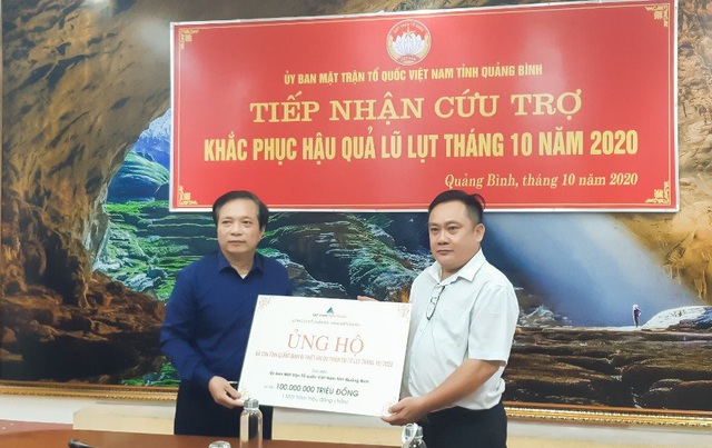 Đất Xanh Miền Trung ủng hộ 400 triệu đồng khắc phục lũ lụt tại Miền Trung - Ảnh 1. Đất Xanh Miền Trung ủng hộ 400 triệu đồng khắc phục lũ lụt tại Miền Trung - Ảnh 1.