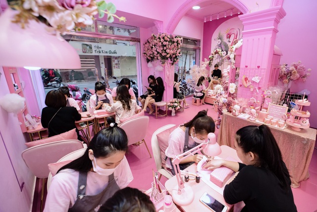 Giới trẻ hào hứng check-in với tiệm nail Hàn Quốc thu nhỏ - Ảnh 1.
