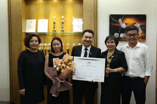 PNJ xuất sắc đăng quang ngôi vị doanh nghiệp số 1 châu Á tại JNA Awards 2020 - Ảnh 2.