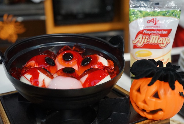 Hào hứng làm bánh mochi con ngươi, trứng nhện chào Halloween - Ảnh 9.