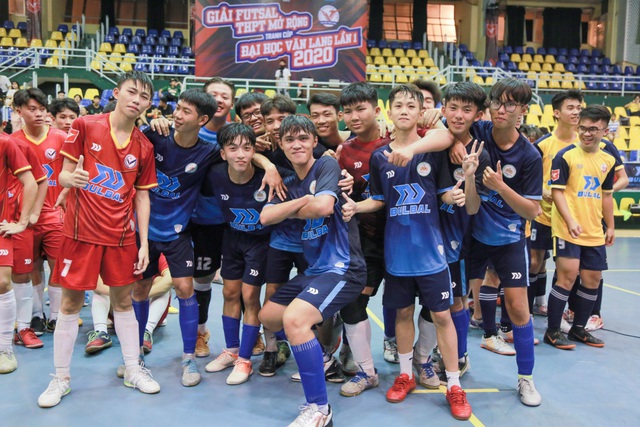 THPT Thanh Đa vô địch Giải Futsal học sinh THPT mở rộng tranh cúp ĐH Văn Lang năm 2020 - Ảnh 5.