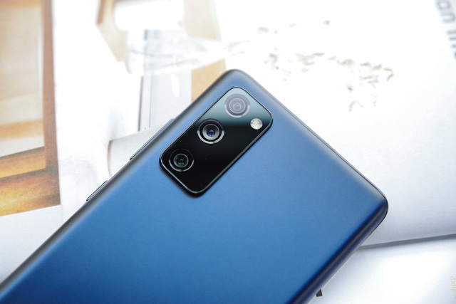 Galaxy S20 FE - chiếc smartphone đúng là sinh ra để dành cho các fan muốn tìm kiếm sự đột phá - Ảnh 1. Galaxy S20 FE - chiếc smartphone đúng là sinh ra để dành cho các fan muốn tìm kiếm sự đột phá - Ảnh 1.