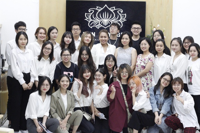 Chuyện những chú cá bơi ngược dòng - Ảnh 2.