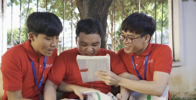 Ngoại hình có quyết định thành công của bạn? - Câu trả lời nằm ở tập 8 bộ phim “Cơ hội đổi đời” của Suleco - Ảnh 1.