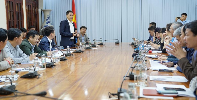 Việt – Úc đồng hành cùng Tổng Cục Thủy Sản hỗ trợ tôm giống cho bà con vùng lũ - Ảnh 2.