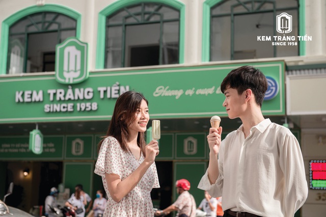 Sự kết hợp hoàn hảo giữa món kem “huyền thoại” ở Hà Nội với hương vị Nhật Bản: Ấn tượng từ hình ảnh đến chất lượng - Ảnh 1.