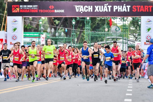Giải chạy Marathon Quốc Tế TP.HCM TECHCOMBANK 2020 lan tỏa thông điệp sống Vượt Trội Hơn Mỗi Ngày” - Ảnh 2.