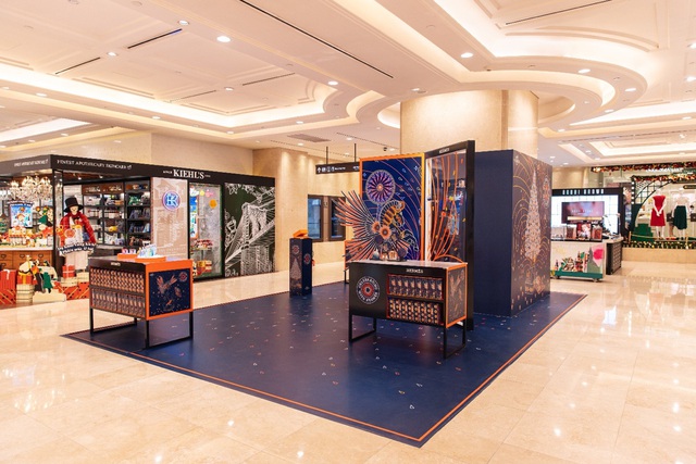 Trao gửi y&ecirc;u thương m&ugrave;a lễ hội c&ugrave;ng sắc cam Herm&egrave;s diệu kỳ - Ảnh 8.