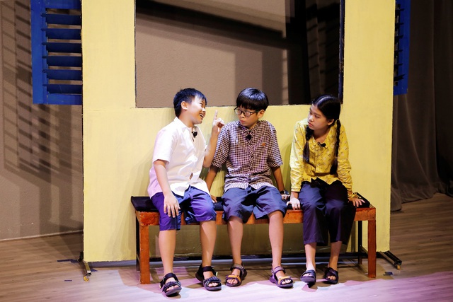 “Làm bạn với bầu trời” của nhà văn Nguyễn Nhật Ánh lên sân khấu kịch học đường - Ảnh 4.
