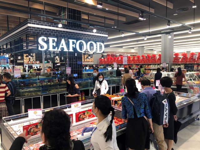 Cả Hải Phòng rộn ràng đi khai trương siêu thị AEON lớn nhất thành phố, hàng chục nghìn lượt khách tới mua sắm, trải nghiệm trong ngày mở cửa - Ảnh 5.