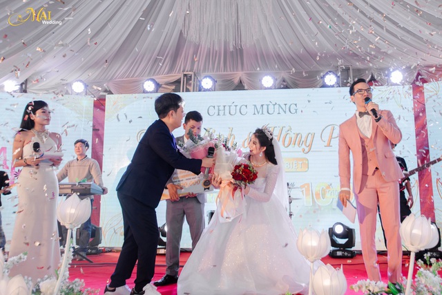 Trường Giang “đại náo” đám cưới “con nhà người ta” tại Đà Nẵng - Ảnh 4.