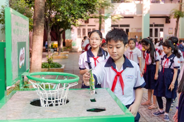 Hơn 200.000 nh&agrave; v&ocirc; địch trưởng th&agrave;nh từ b&agrave;i học sống xanh - Ảnh 1.