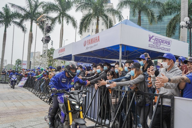 Y-Riders Fest 2020 kết thúc với màn ra mắt đặc sắc của bộ 3 siêu xe thể thao phiên bản Monster Yamaha - Ảnh 2.